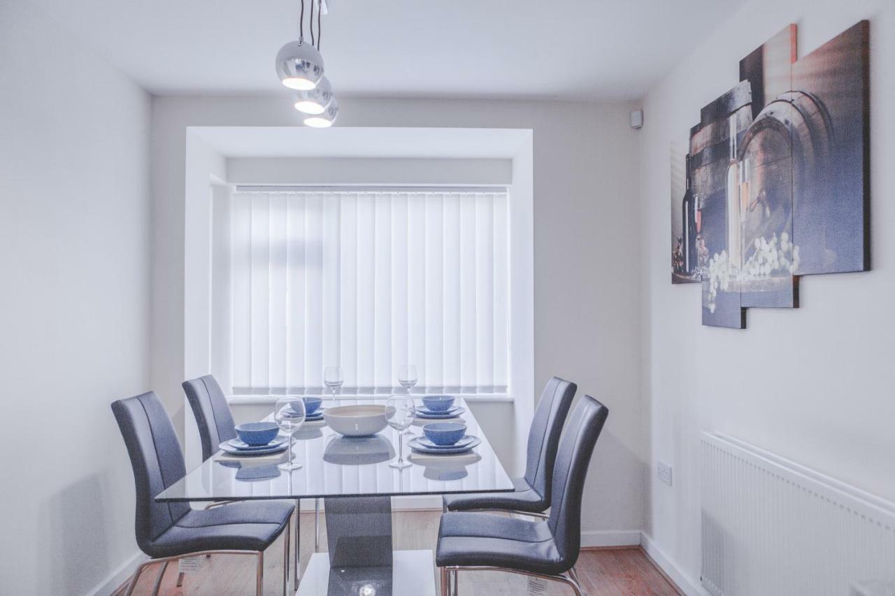 Salford Holiday Apartment מנצ'סטר מראה חיצוני תמונה