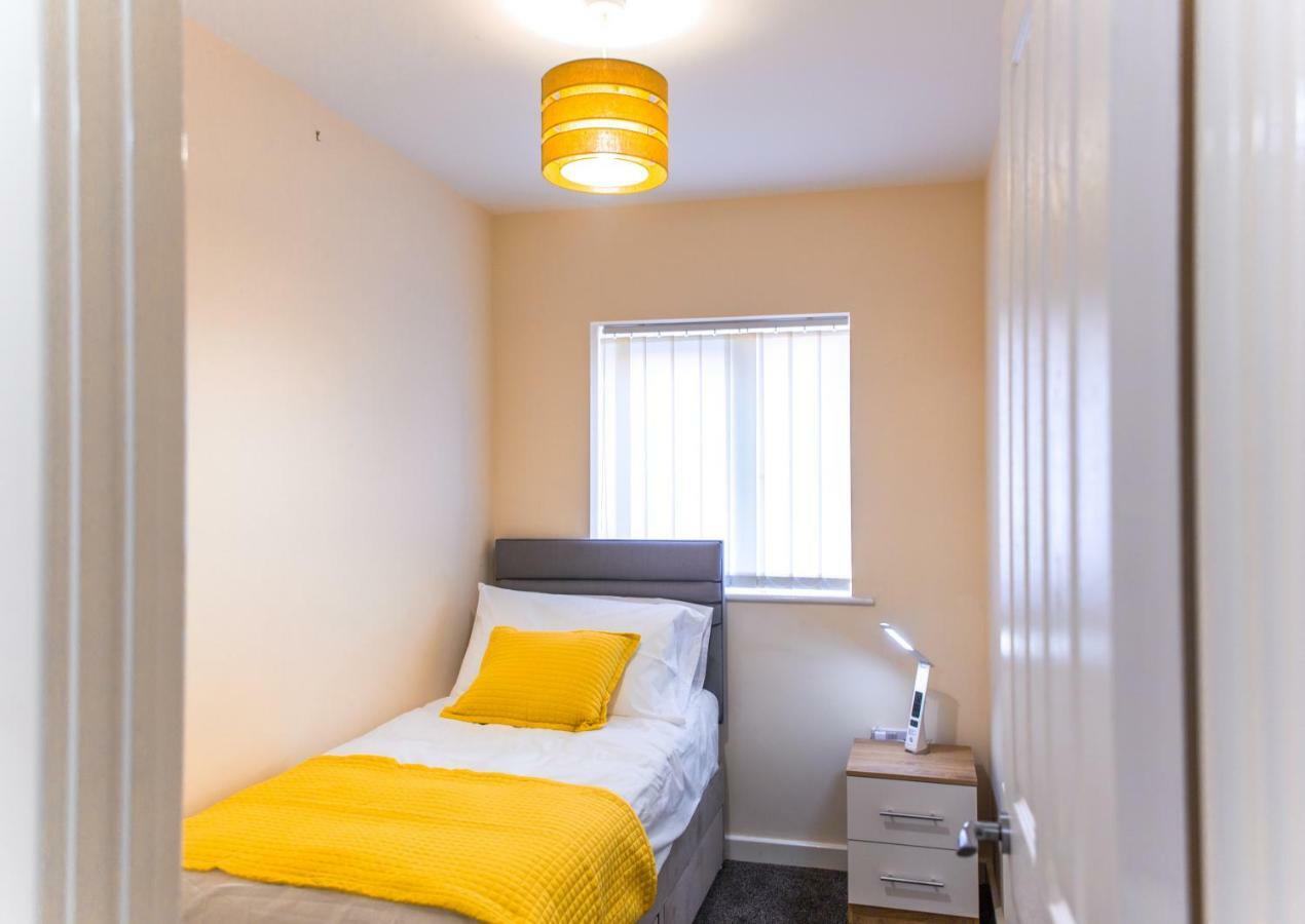 Salford Holiday Apartment מנצ'סטר מראה חיצוני תמונה