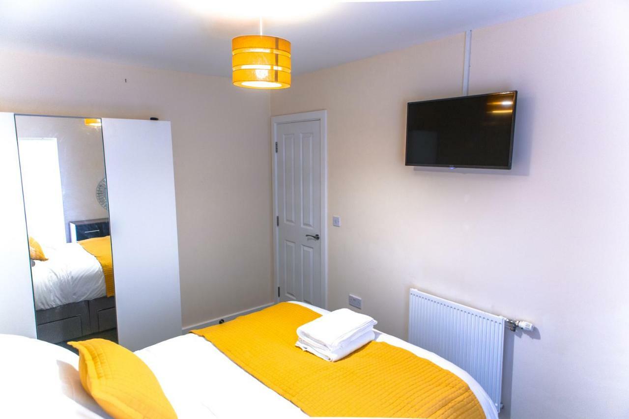 Salford Holiday Apartment מנצ'סטר מראה חיצוני תמונה