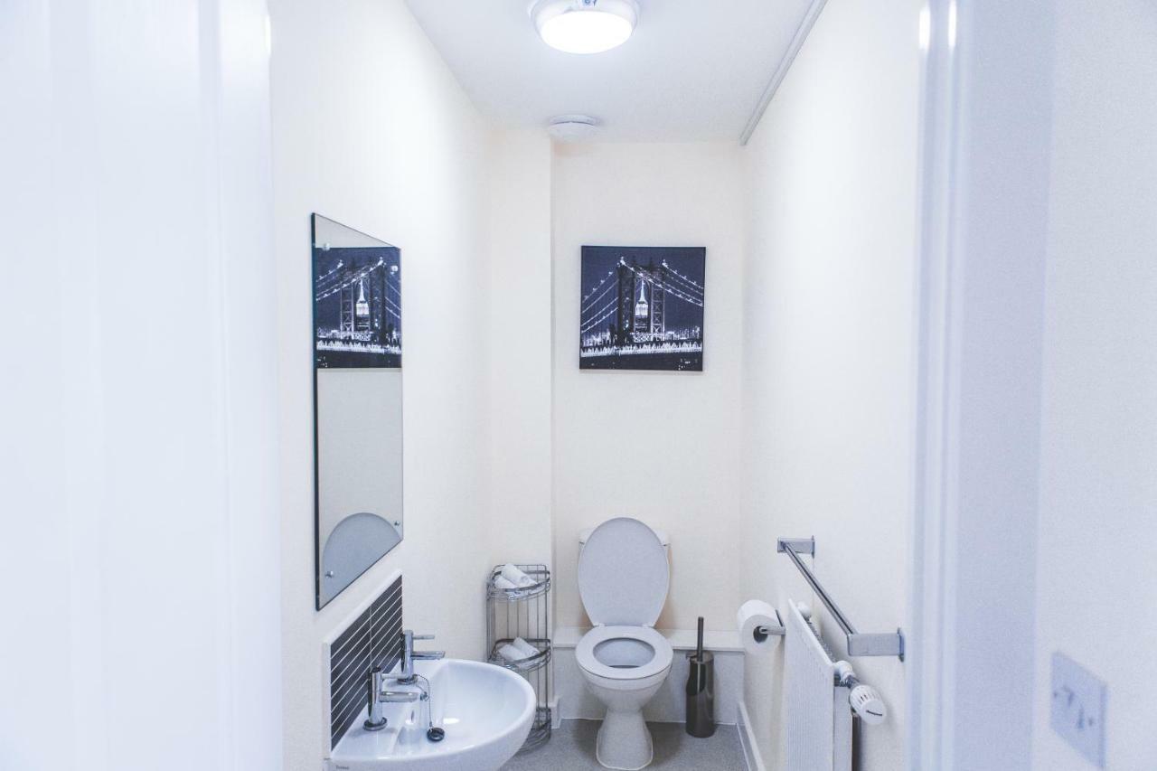 Salford Holiday Apartment מנצ'סטר מראה חיצוני תמונה